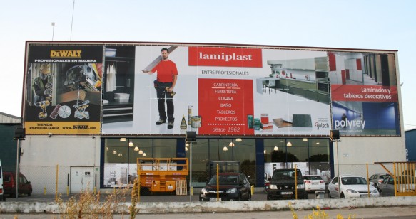 Fachada-Lamiplast